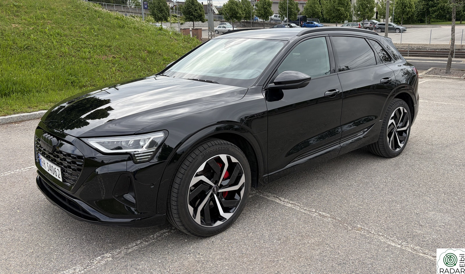 AUDI Q8 55 e-tron 55 Advanced Plus|S line interiør|B&O|HUD|Luft|360°|21’’