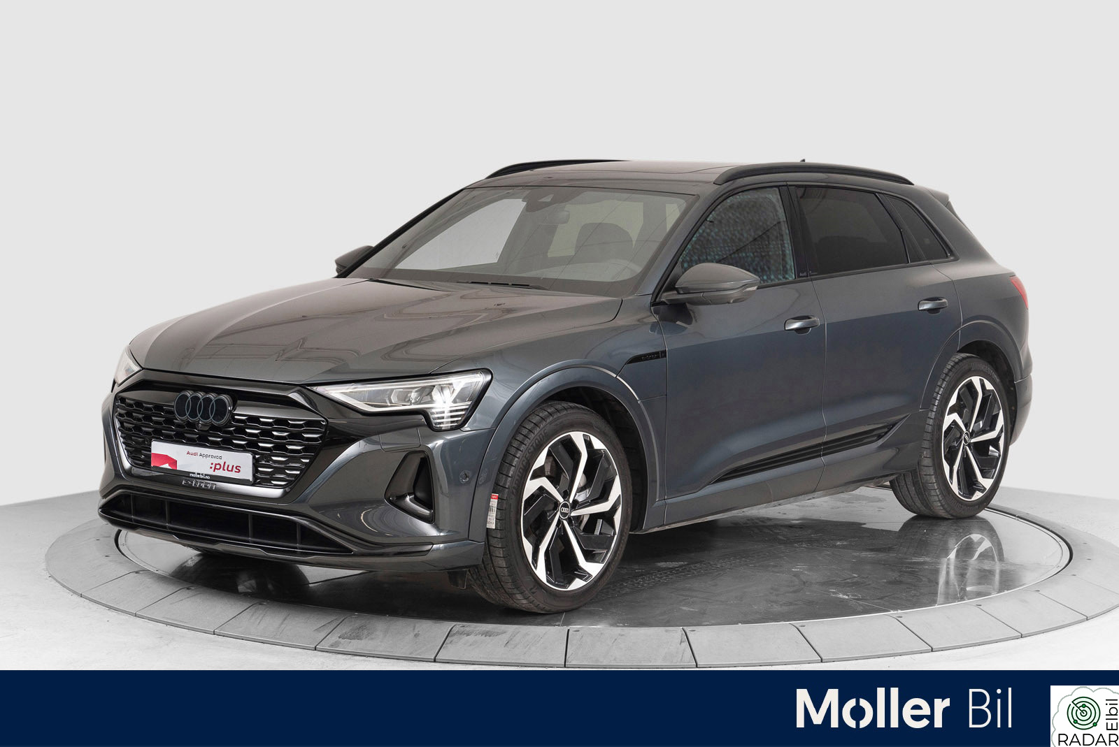 AUDI Q8 55 E TRON 55 Advanced Plus 21",B&O,Head up,Krok++