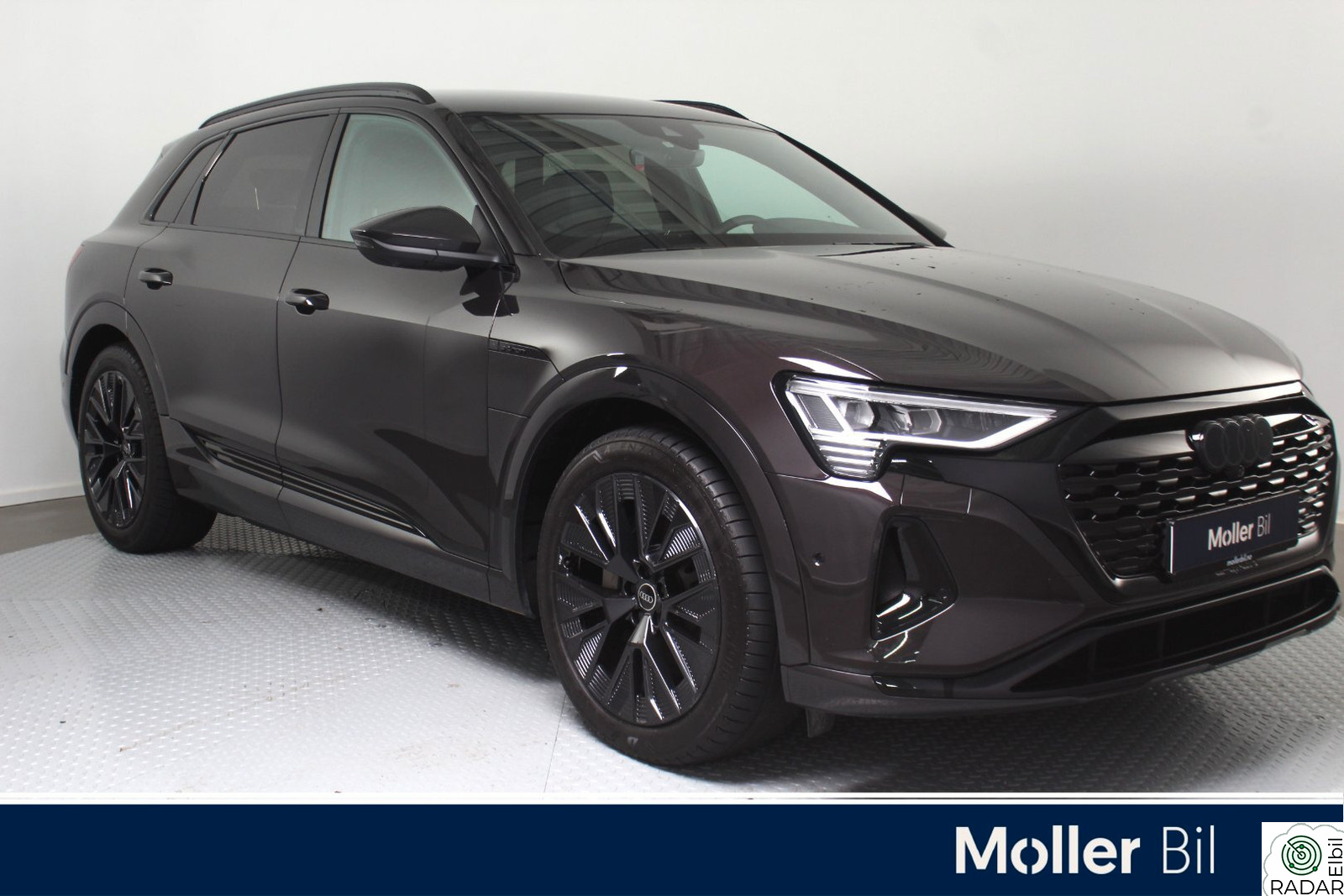 AUDI Q8 55 e-tron 55 Advanced Limited Plus-21",360Kam,S Line,Luft,Matrix