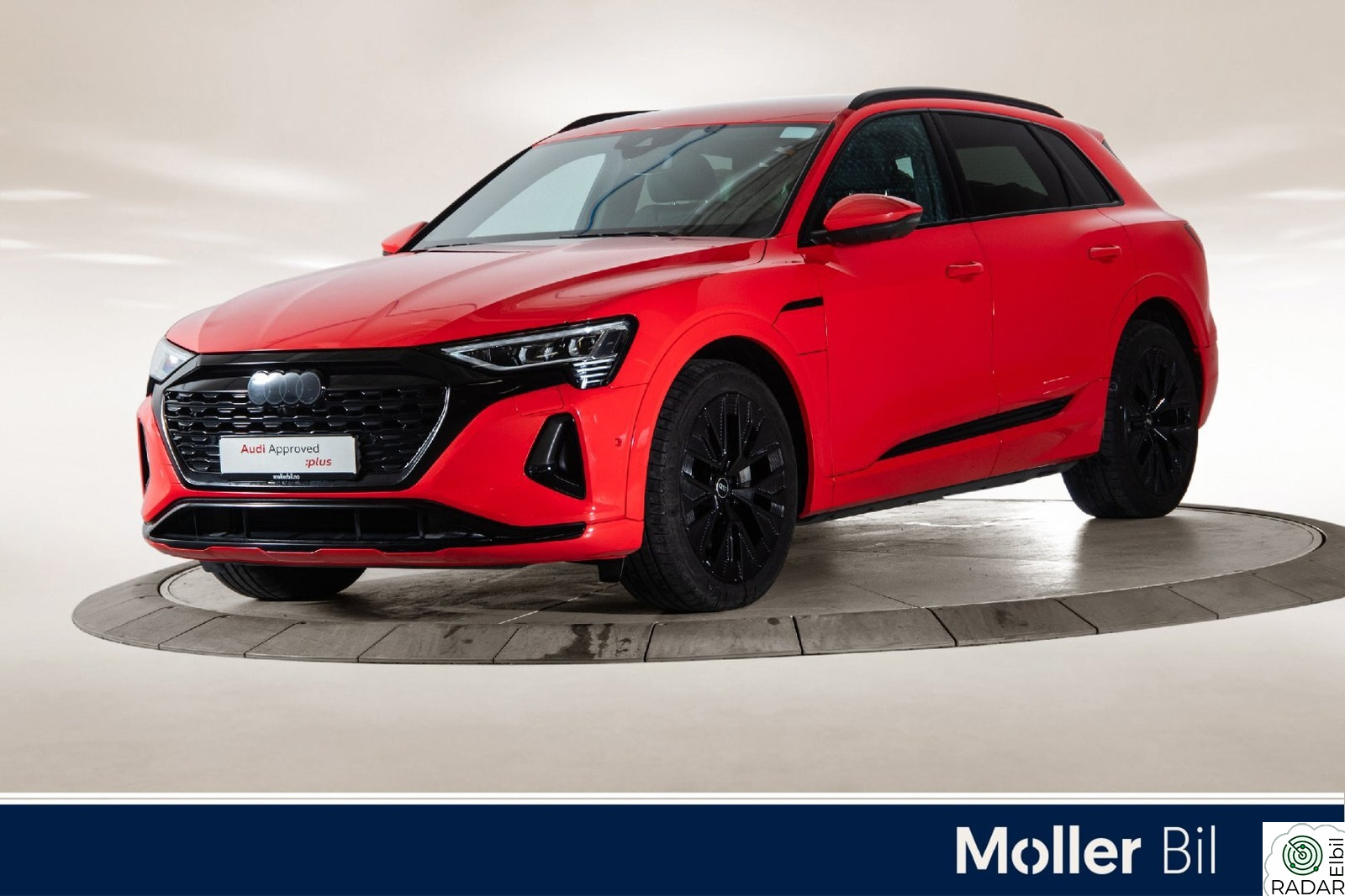 AUDI Q8 55 E TRON 55 Advanced Plus - 360Kam, Matrix, Sp.Seter, Krok