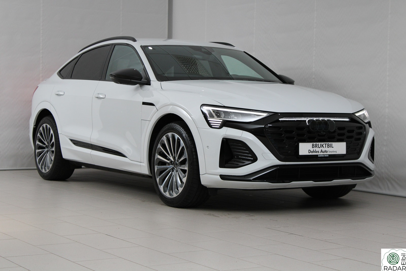 AUDI Q8 Sportback 55 e-tron SPORTBACK 55 E-TRON S Line
