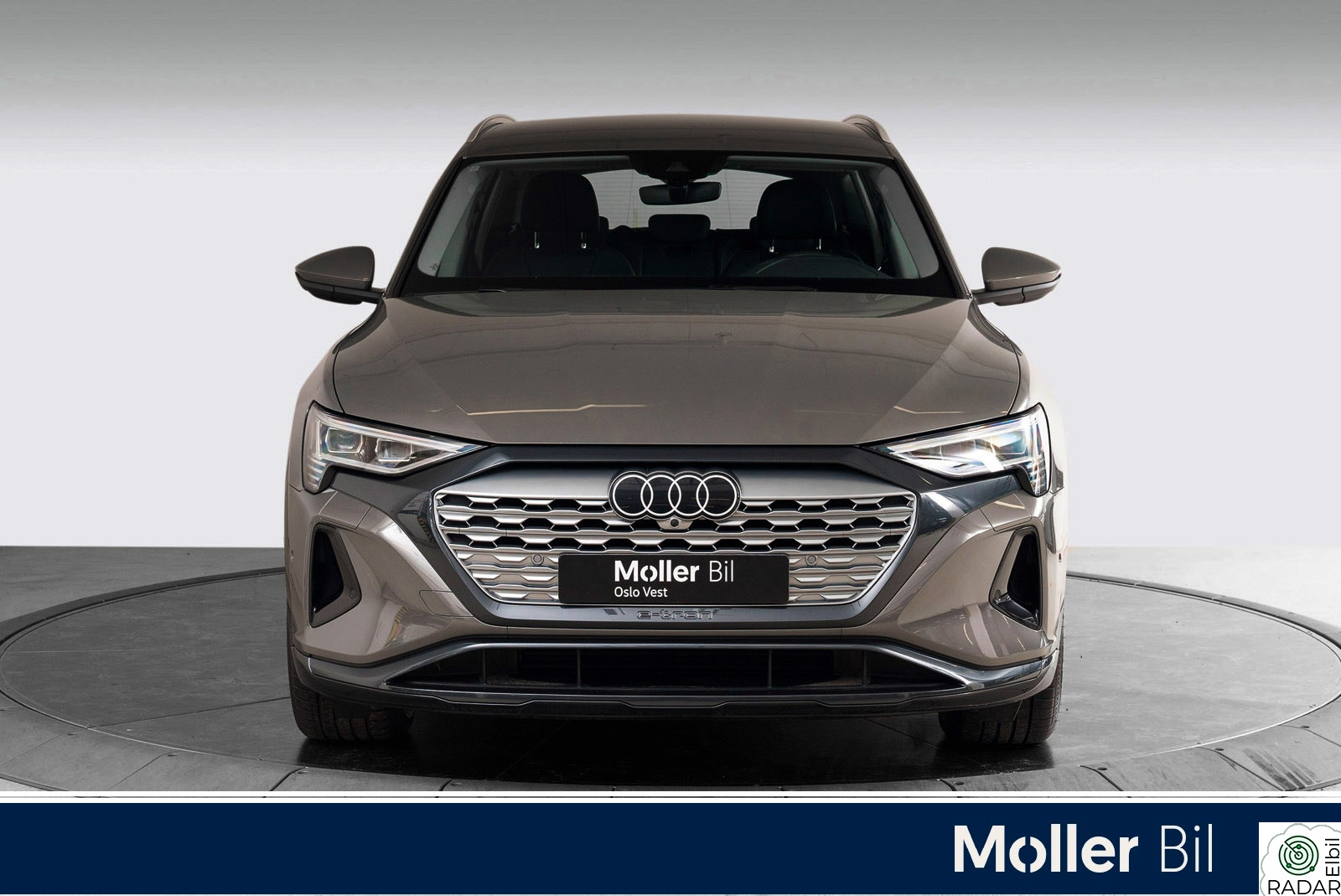 AUDI Q8 55 e-tron 55 adv ltd | Matrix | Sportseter | Assistentpakke tur |