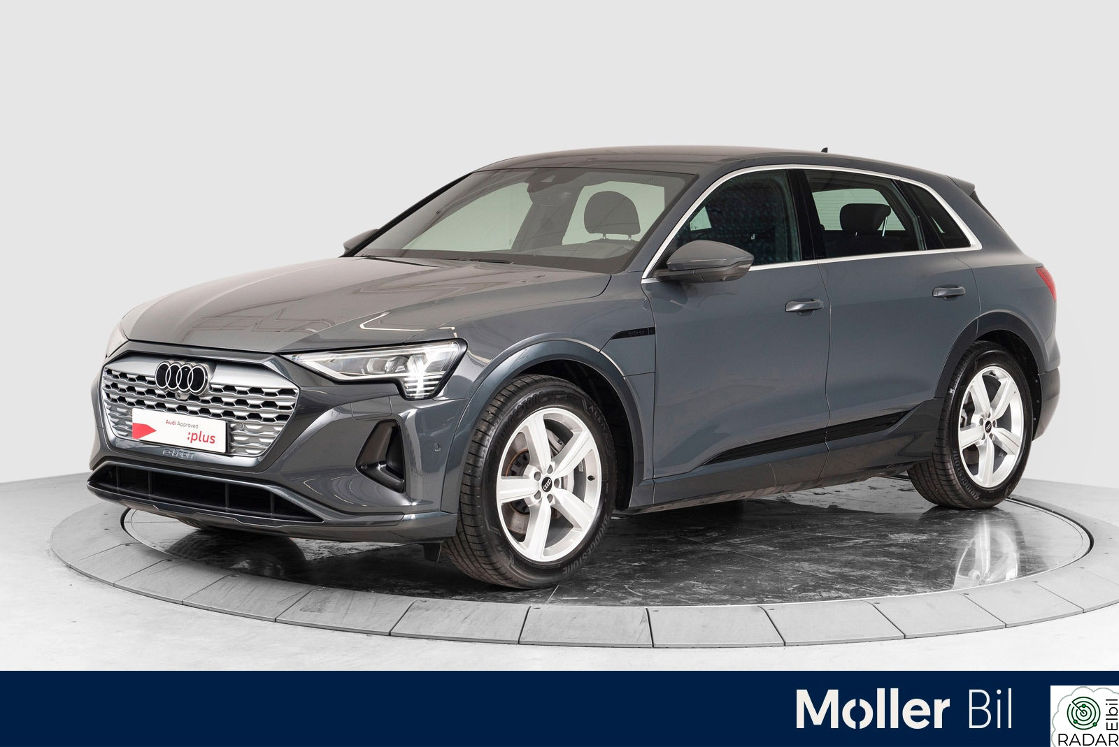 AUDI Q8 55 e-tron 55 e-tron Advanced Head up,Matrix,Krok++
