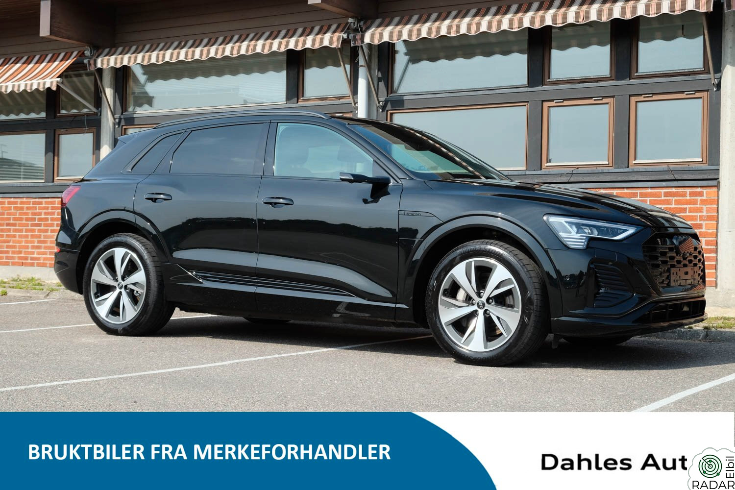 AUDI Q8 55 e-tron 55 S-line - Pano, Sort optikk, 2xS-line, 360 +++