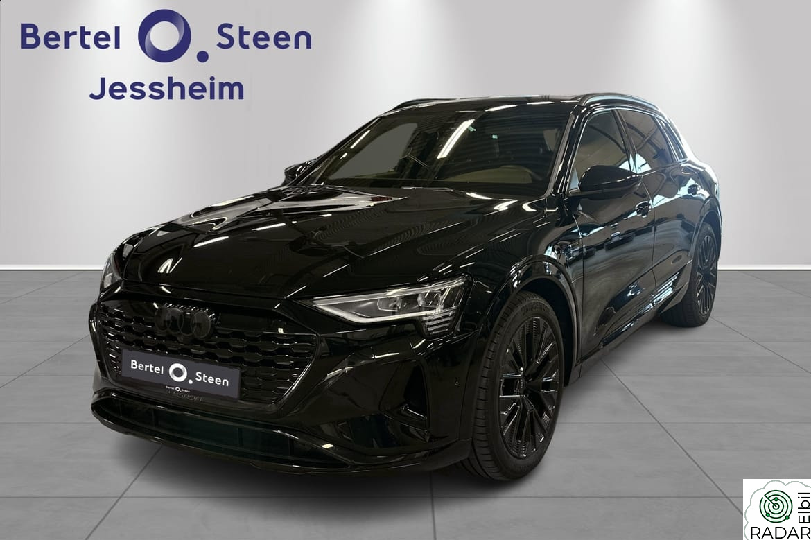 AUDI Q8 55 e-tron 55 Quattro, sort optikk, Hengerfeste, Godt utstyrt!