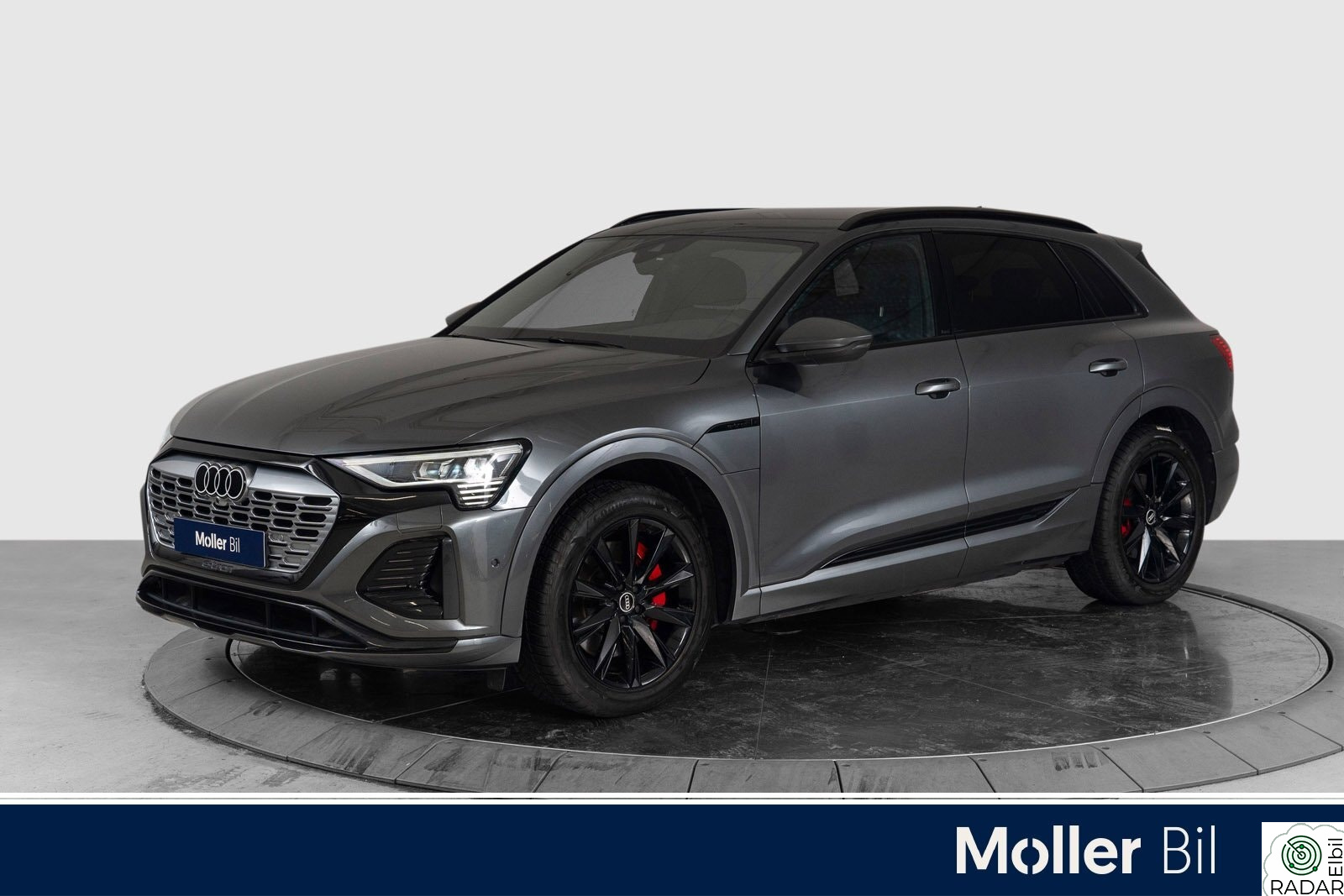 AUDI Q8 55 e-tron 55 S Line Limited - R.Kam, B&O, Matrix, Krok, 22"