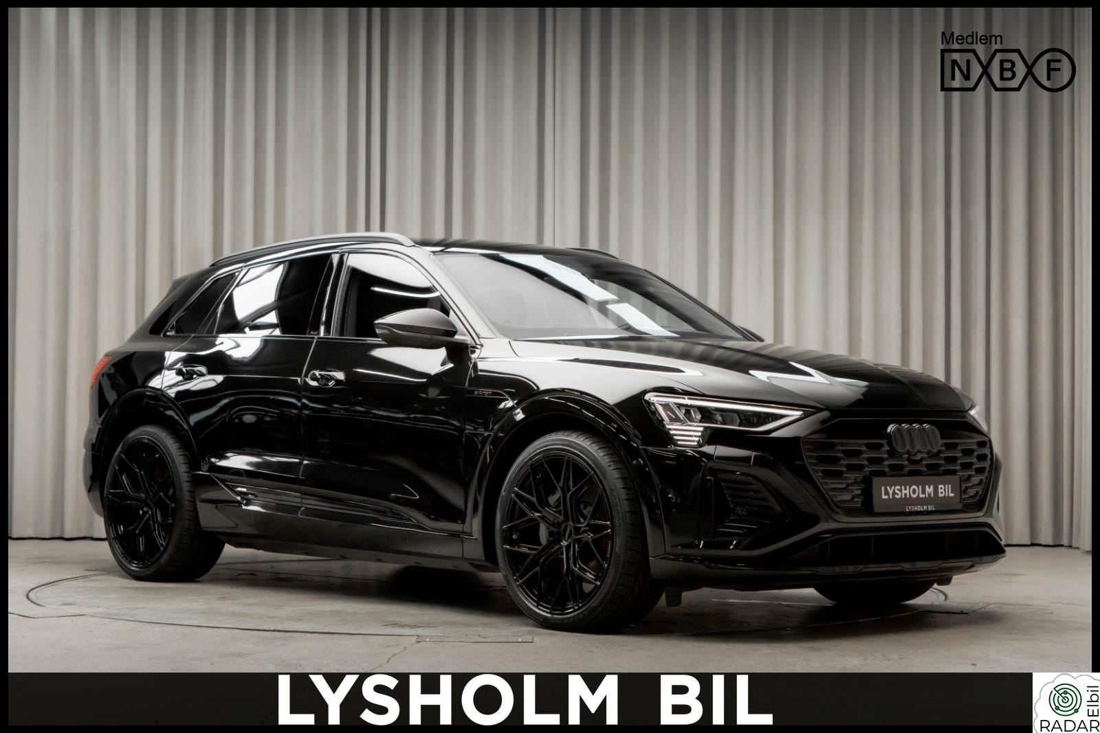 AUDI Q8 50 e-tron 2x S-Line/Svart optikk/Krok/Matrix/Nøkkelfri/El.seter +