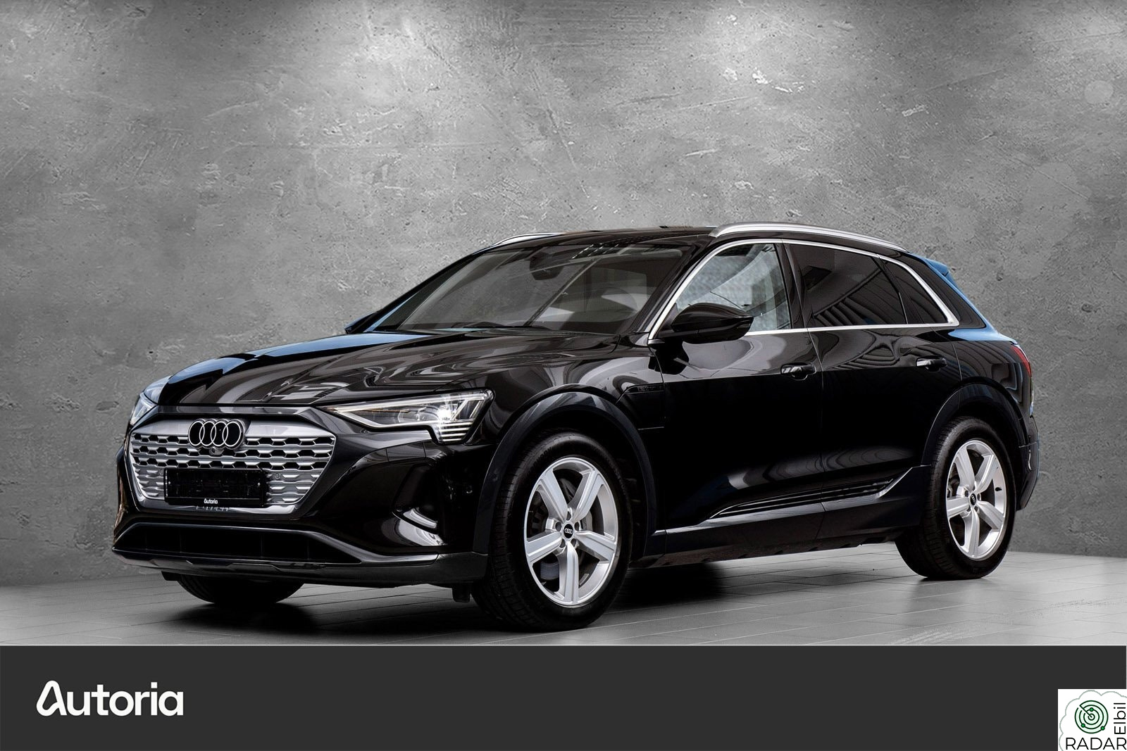 AUDI Q8 55 e-tron 55 adv ltd plus, Matrix, 360kam, Krok, Luft+++