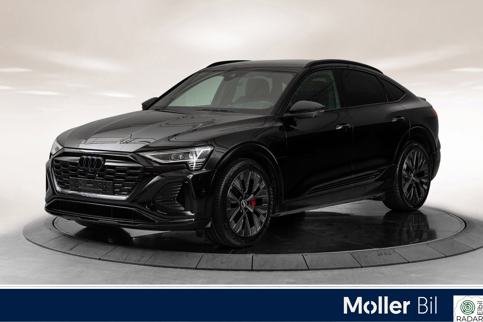 AUDI Q8 SPORTBACK 55 E TRON SB 55 s line plus, Skinn, HUD, B&O, Matrix, Krok, 360'+