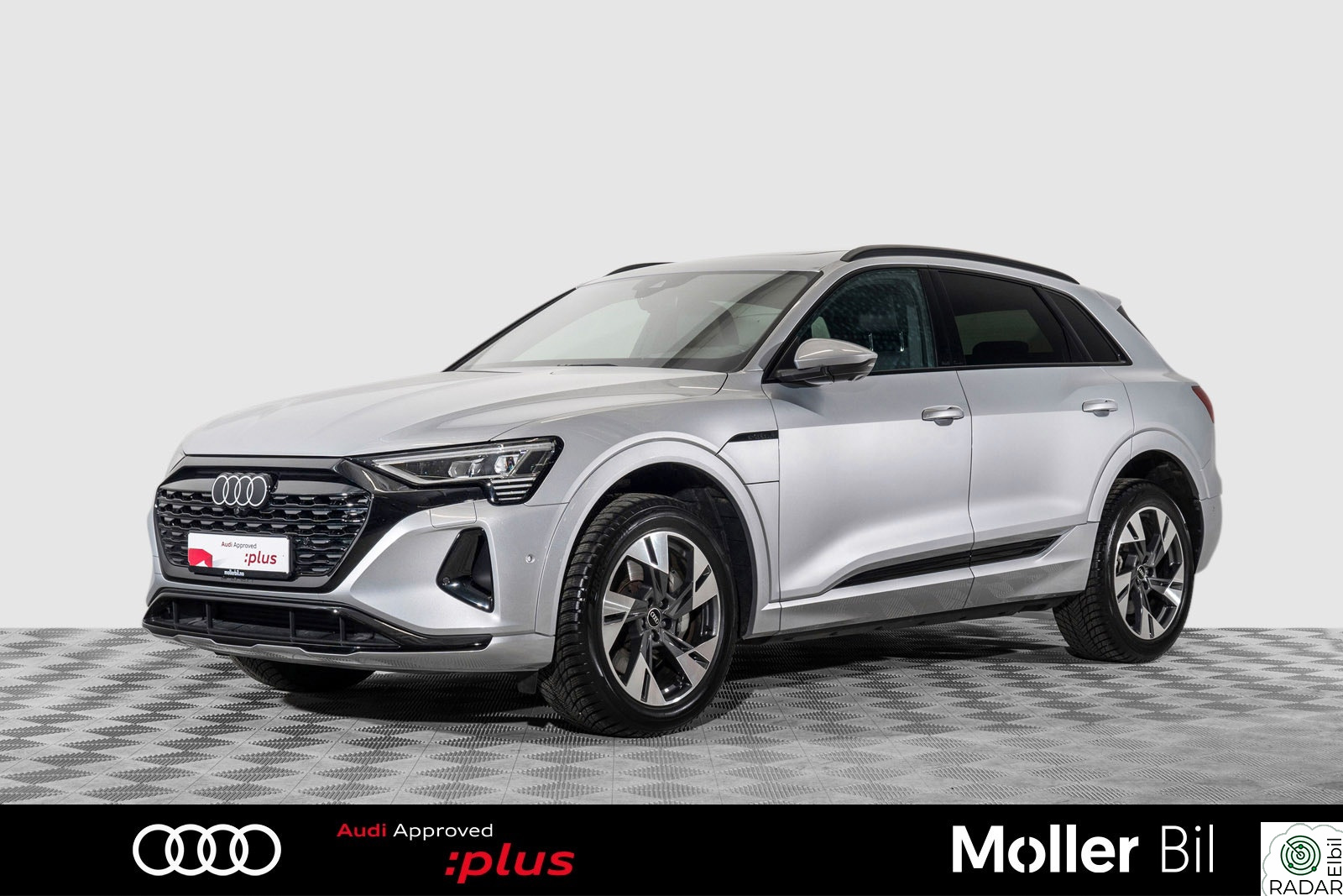AUDI Q8 55 e-tron 55 Advanced/HUD/360CAM/KROK/PANORAMA/++