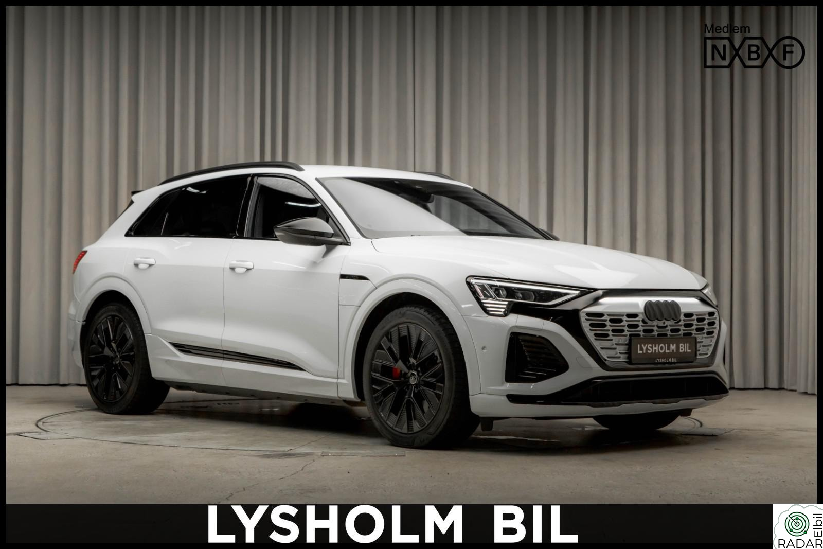 AUDI Q8 50 e-tron 2xS-Line/Svart optikk/Krok/21"/B&O/Rød søm/Rød kaliper