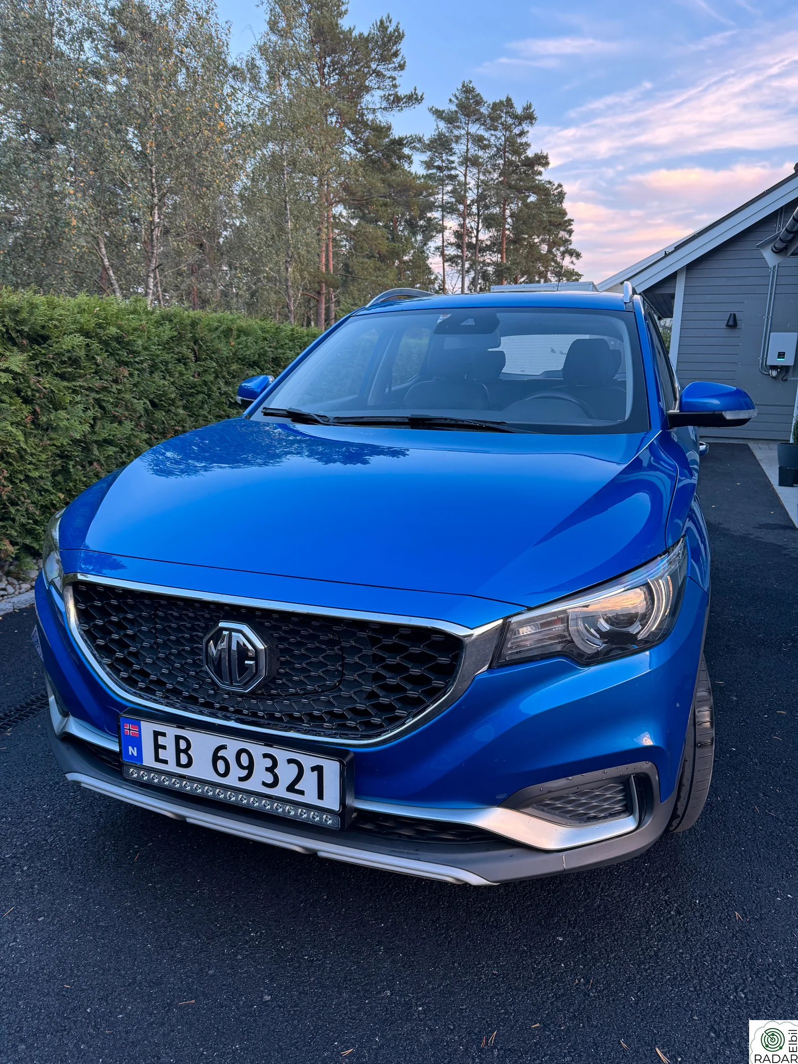 MG ZS EV MG ZS EV LUXURY