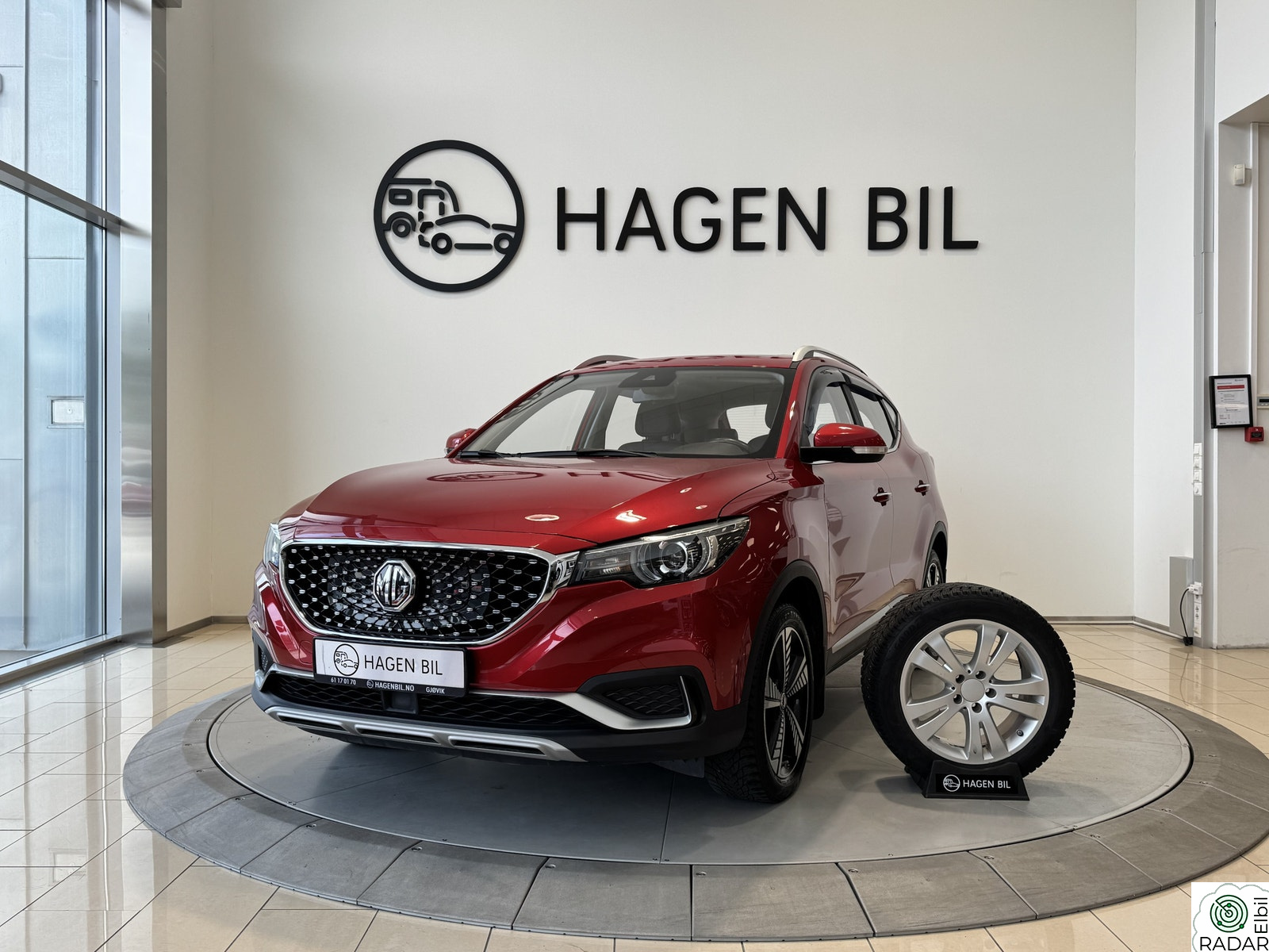 MG ZS EV LUXURY / PANORAMA / SKINN / R.KAMERA / DAB+ / MULTIRATT
