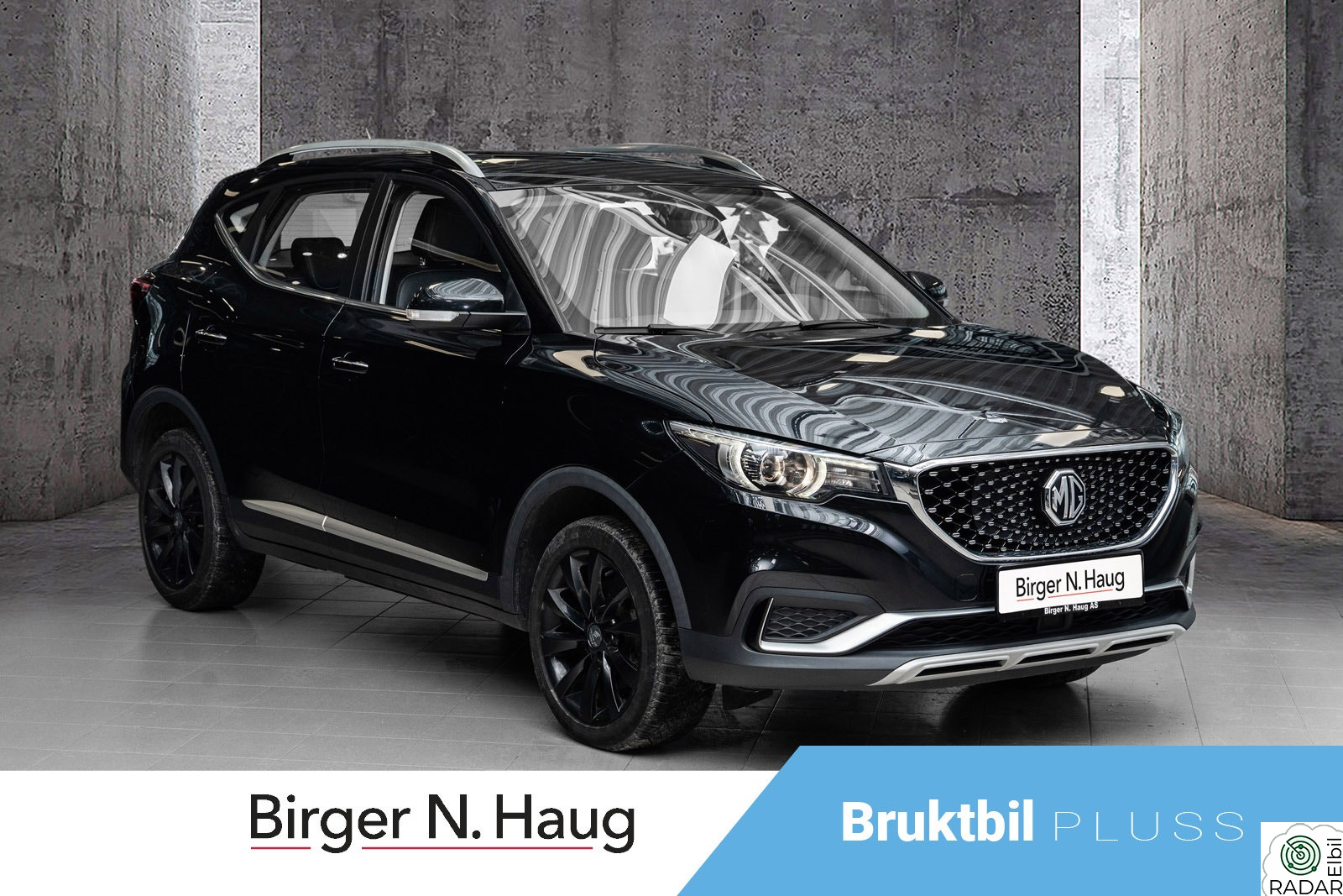 MG ZS EV Luxury PANORAMASOLTAK - SKINN-EL FØRERSETE