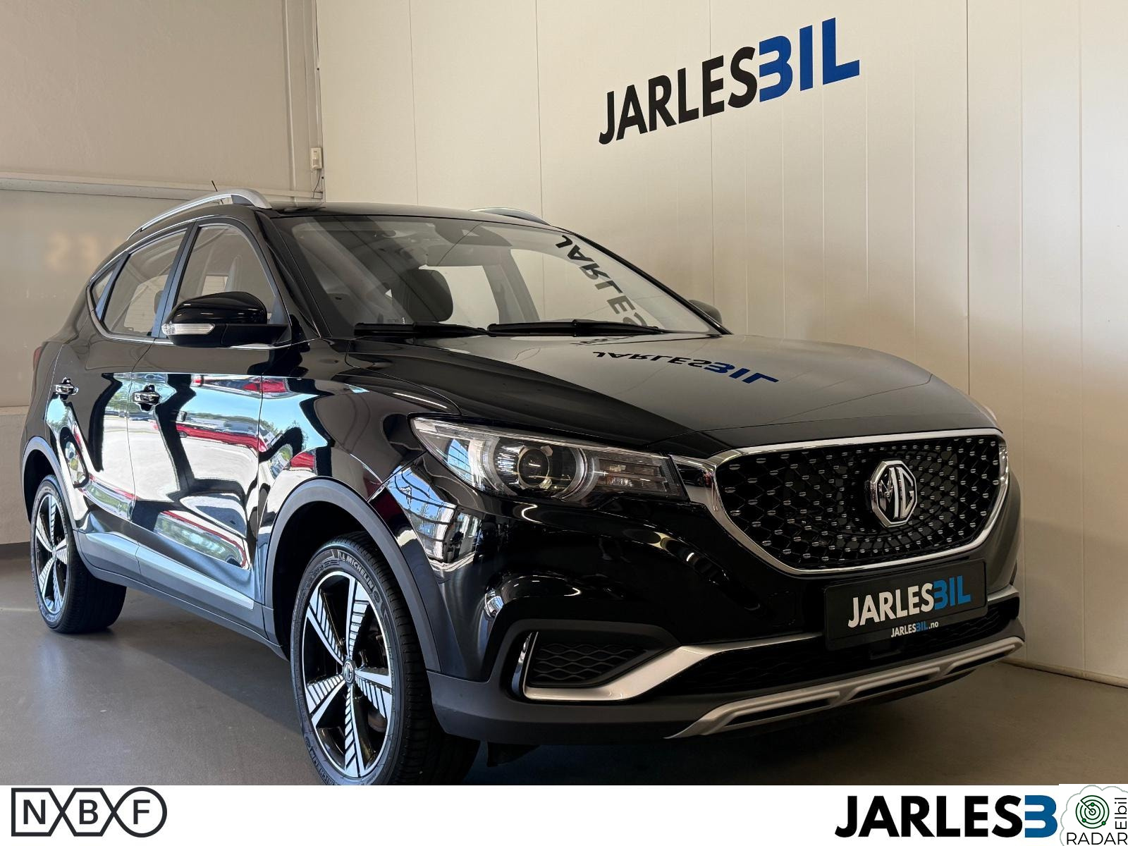 MG ZS EV Luxury /ACC/Kamera/Pano/Skinn/Navi/7 år Garanti ++