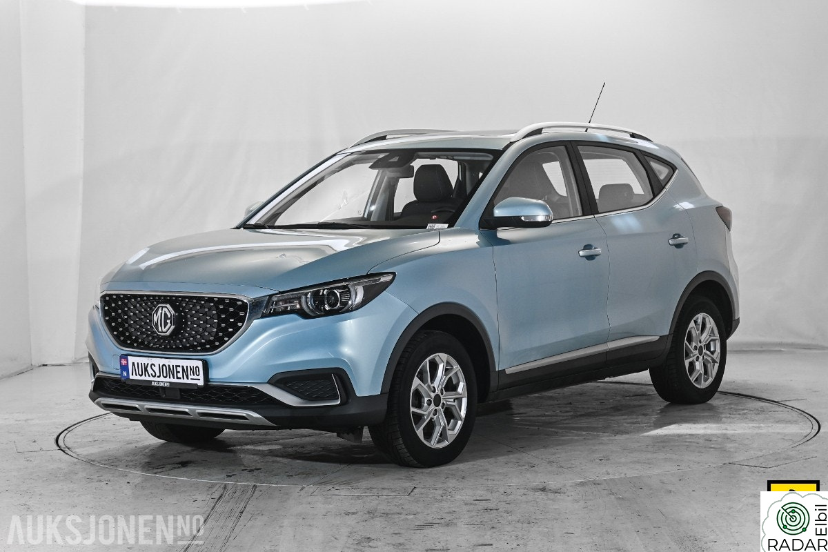 MG ZS EV 143 HK LUXURY ACC PANORAMA SKINN KAMERA