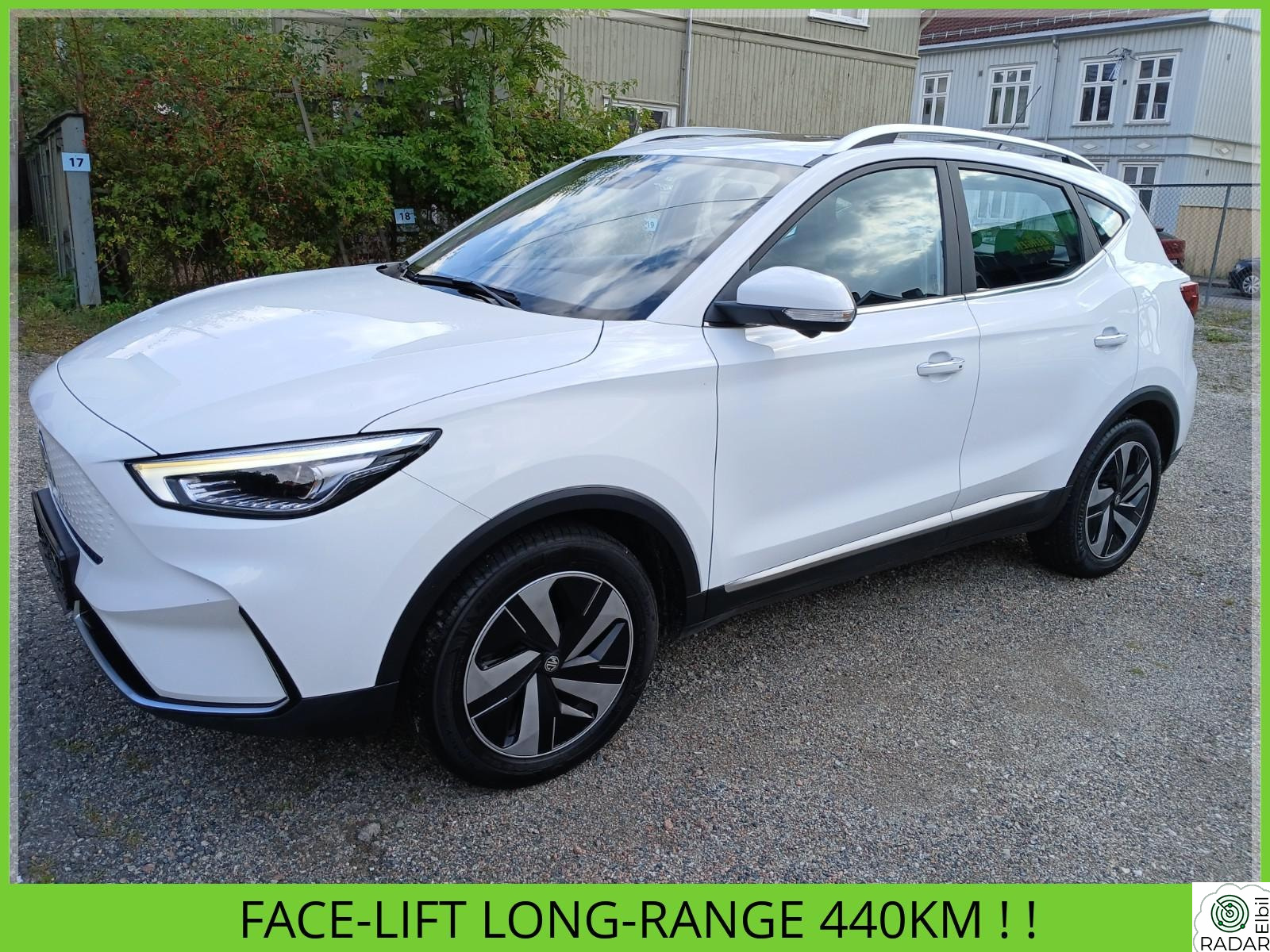 MG ZS EV 70KW 156HK LUXURY SKINN NAVI PANORAMTAK LED-LYS