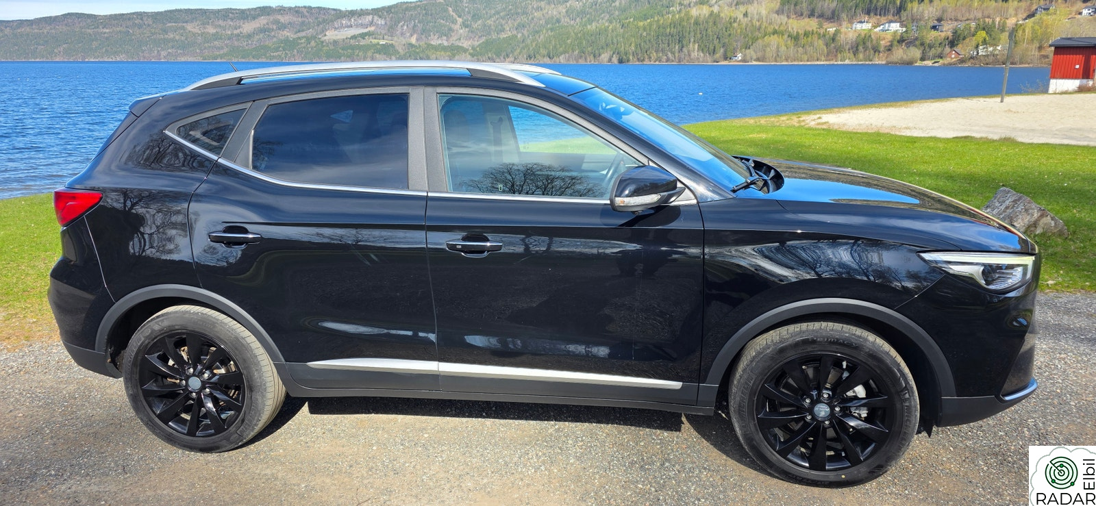 MG ZS EV Luxury Long Range