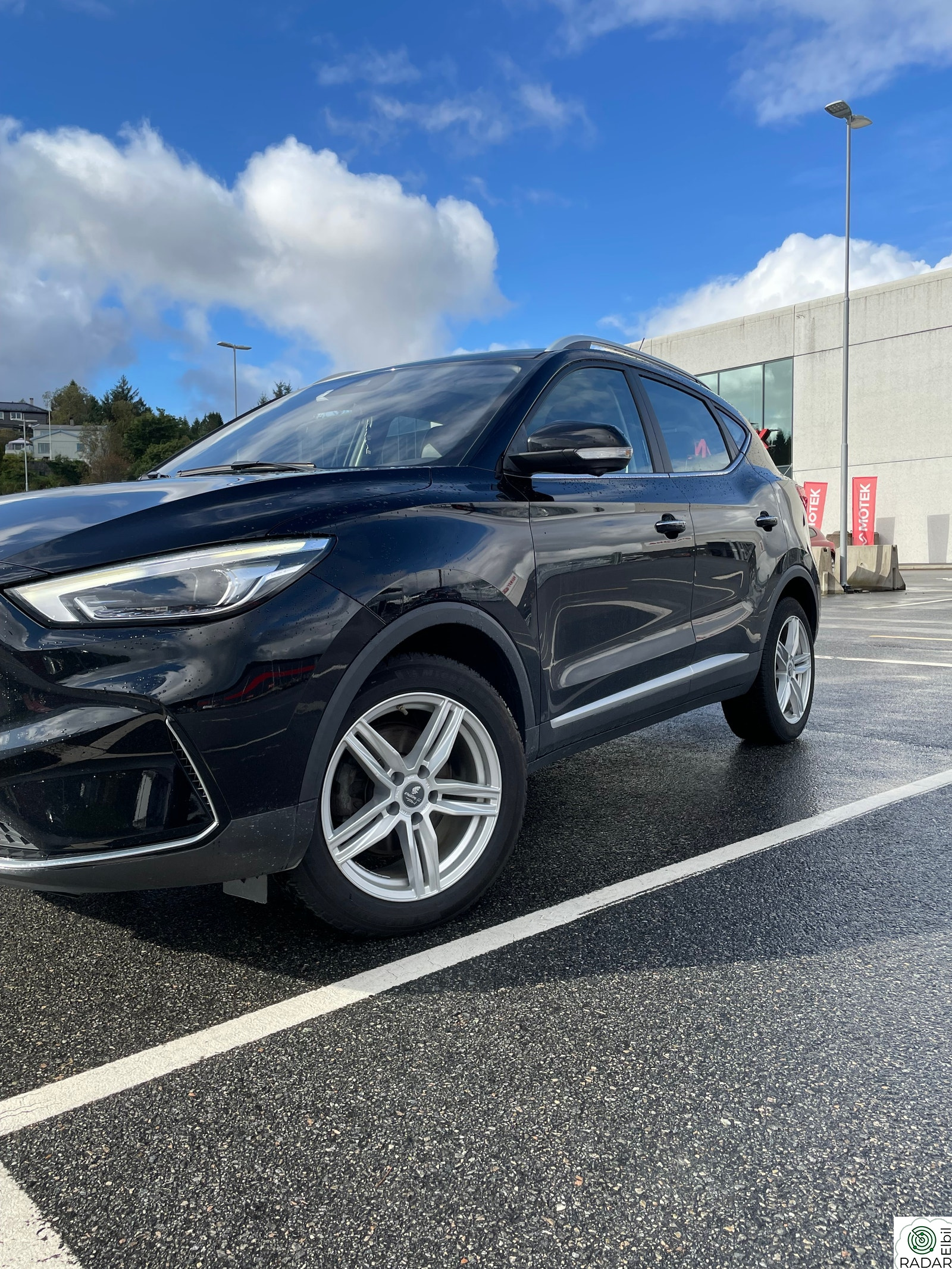 MG ZS EV LUXURY LONG RANGE 440km KLIMA NAVI SKINN RYGGEKAMERA