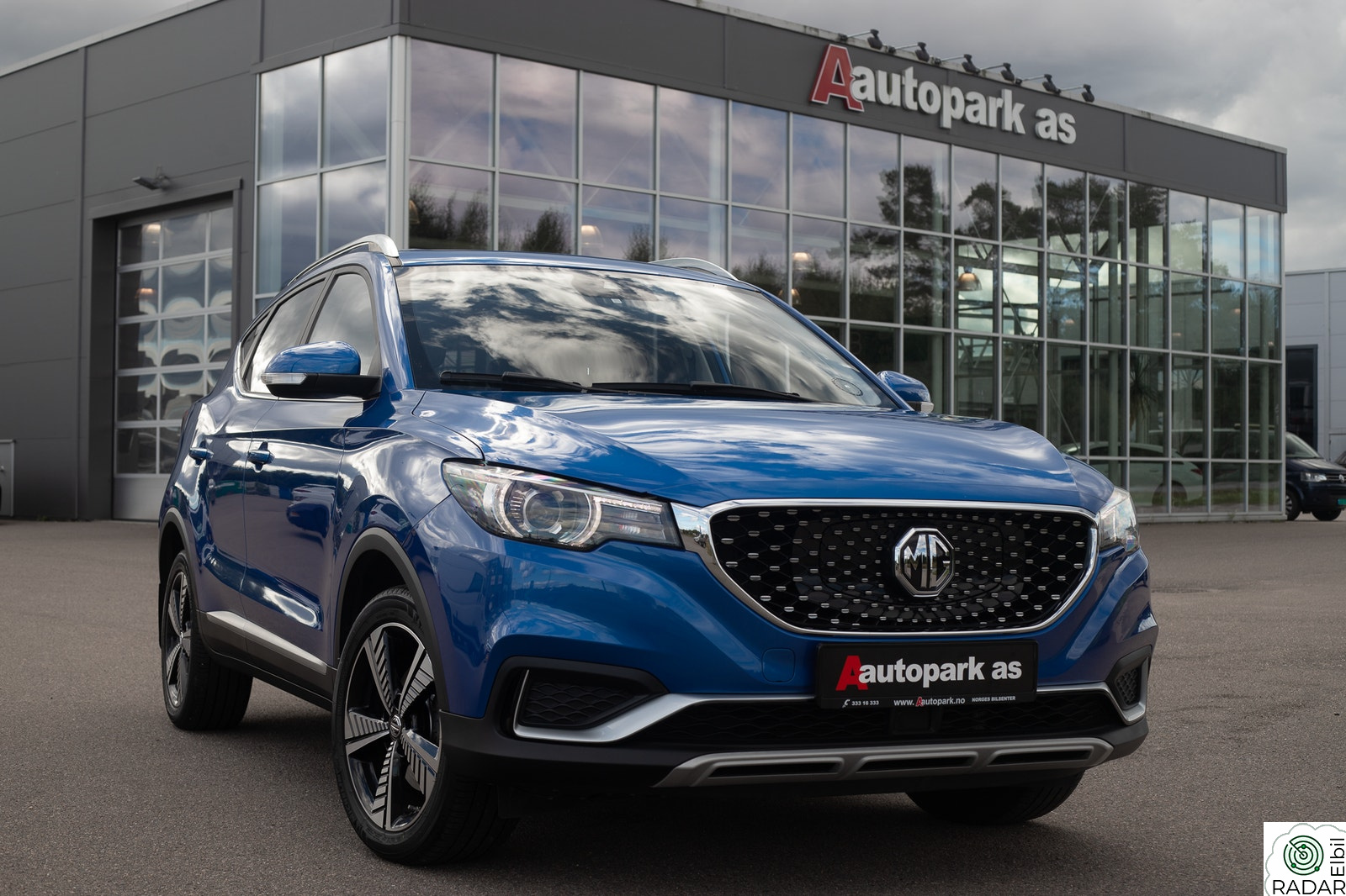 MG ZS EV LUXURY/R.KAMERA/APPLECARPLAY/ADAPTIV/PANORAMA++++
