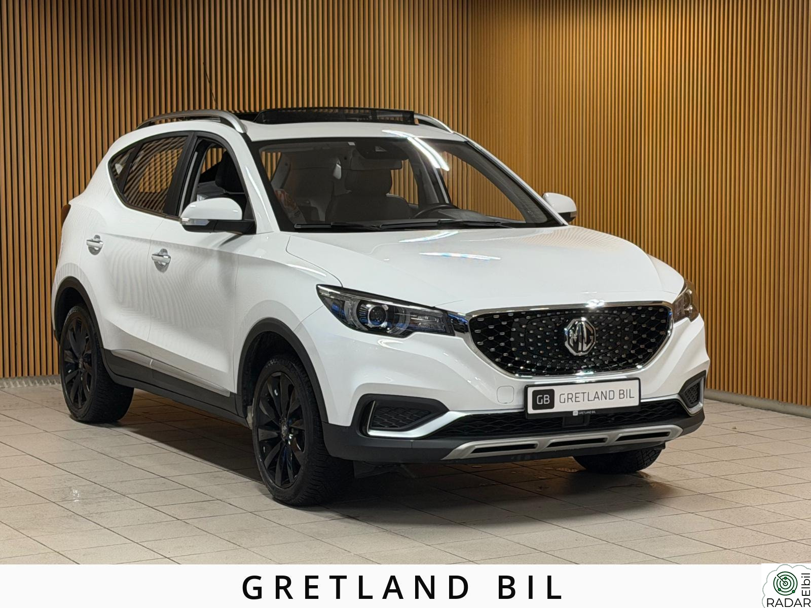 MG ZS EV LUXURY UTGAVE/PANO TAK/ ADP. CRUISE/CARPLAY /NORSK BIL