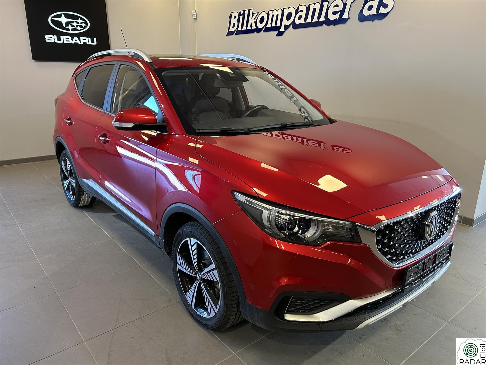 MG ZS EV Luxury/Panorama/Skinn/