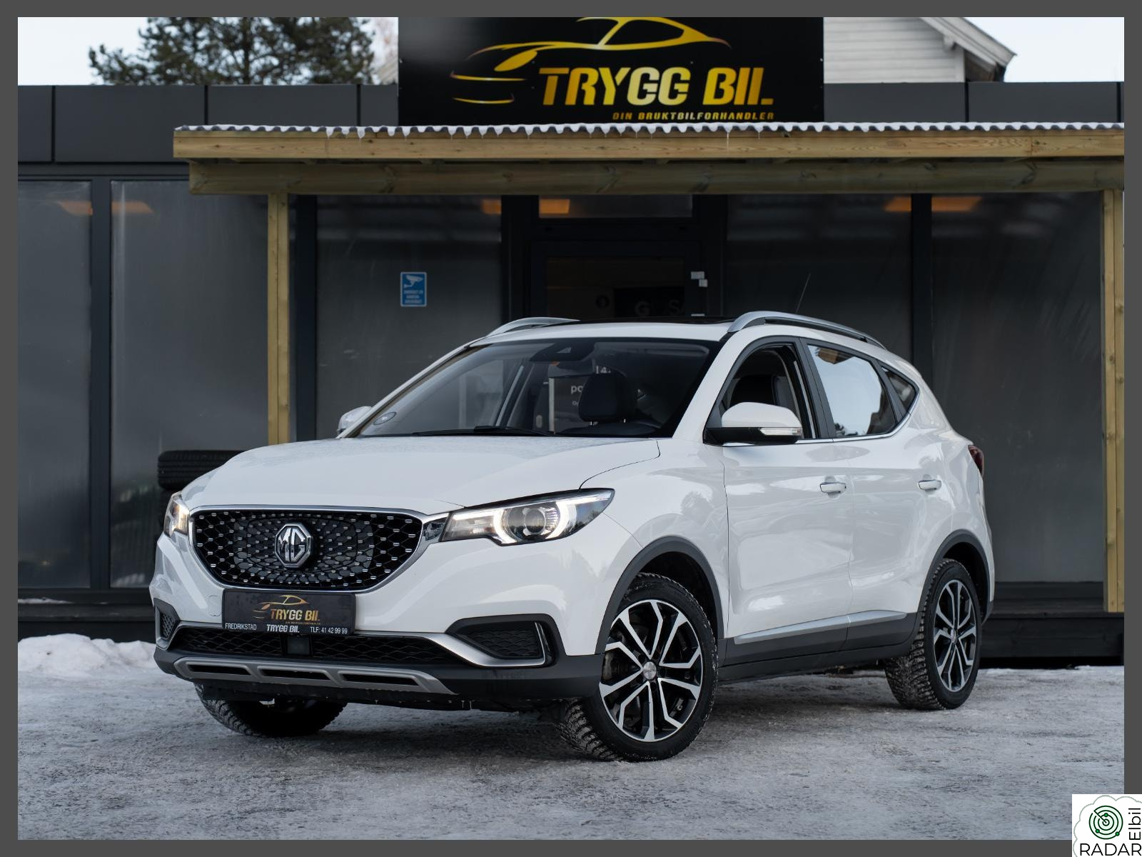 MG ZS EV 44 KWH 263KM/Luxury/Skinn/ACC/Panorama/R.kam LAV KM