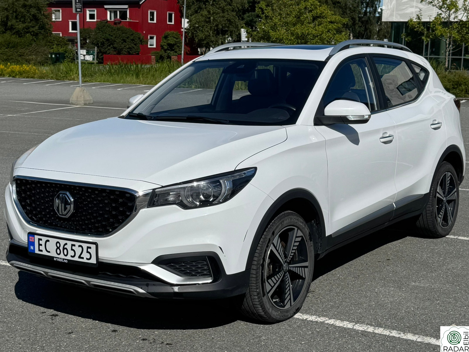 MG ZS EV Luxury