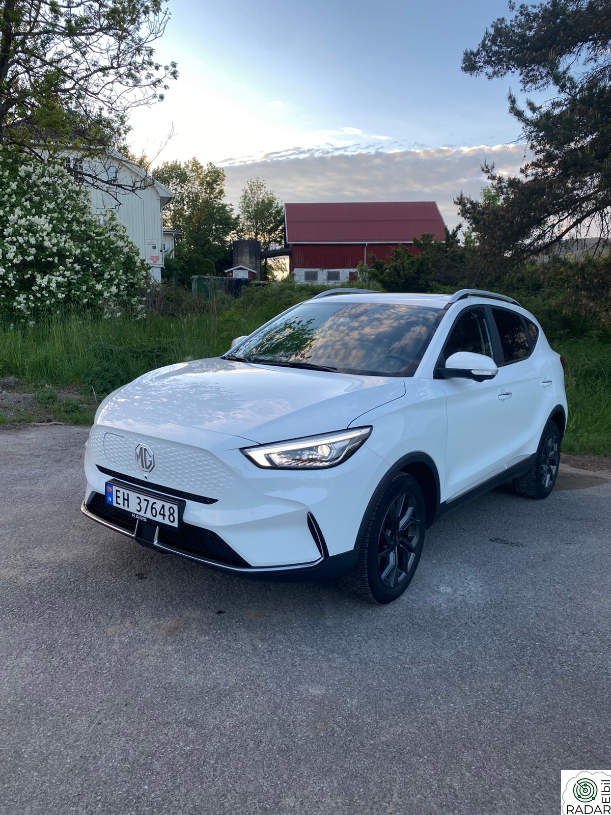 MG ZS EV Luxury Long Range