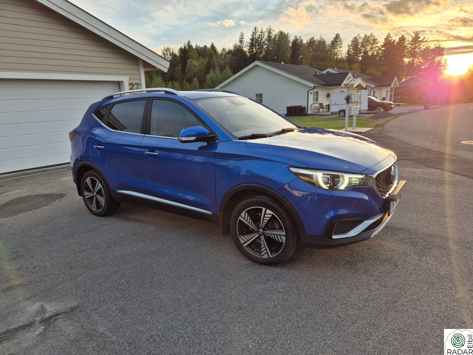 MG ZS EV Luxery/Tonede ruter/Tectyl/LED hovedlys/Garanti 2027