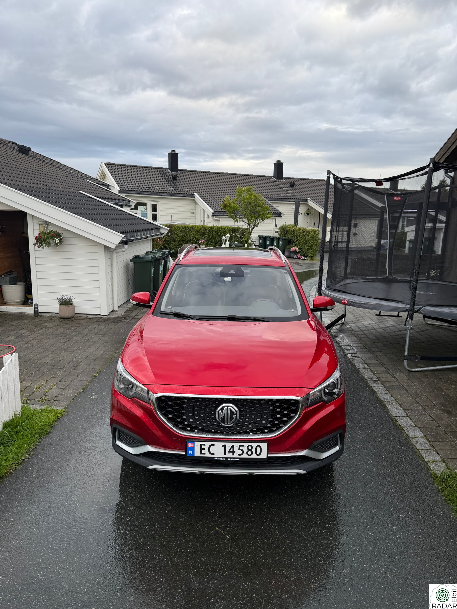 MG ZS EV Luxury/Pano tak/Adp.cruise/R.kam/Skinn/Nybilgaranti
