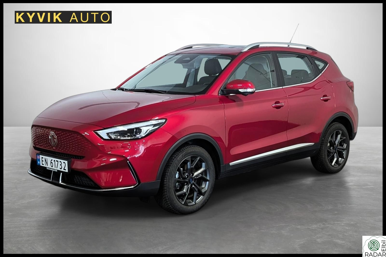 MG ZS EV Luxury Long Range / 156HK / PANO / 360.KAMERA / EU.29++