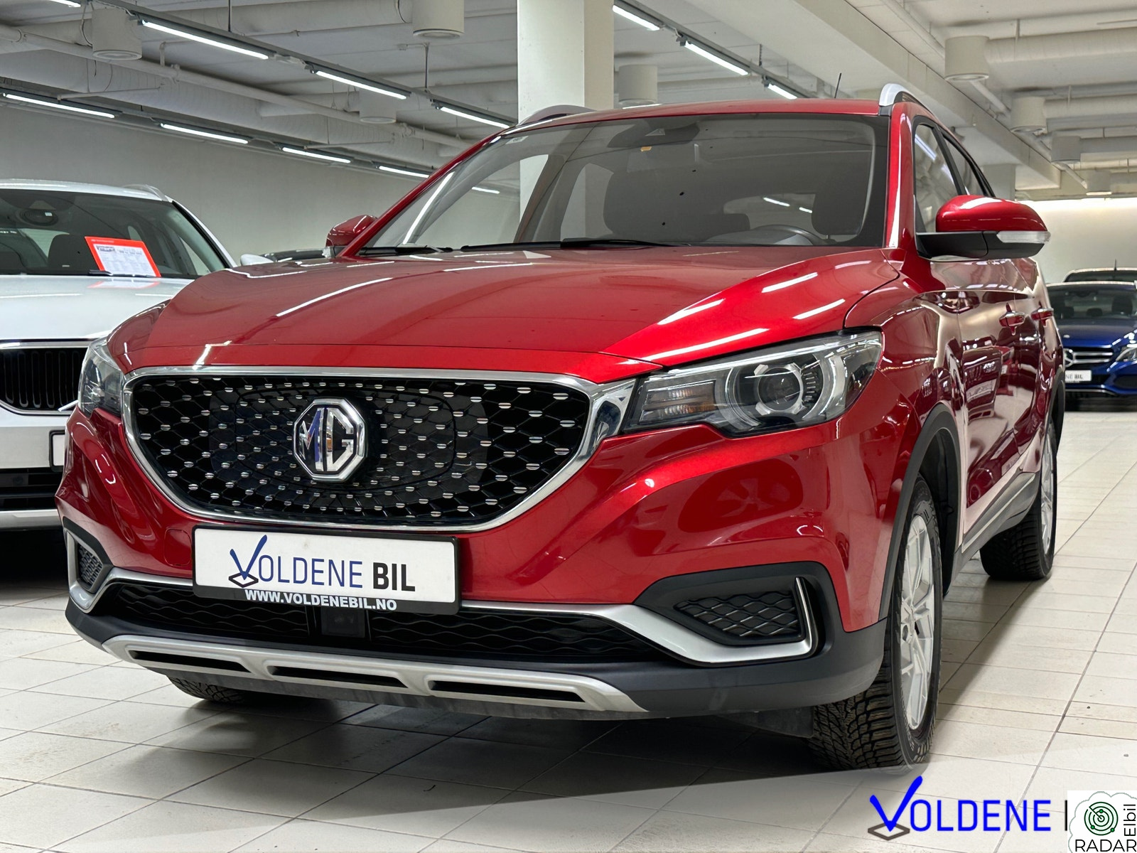 MG ZS EV LUXURY | SKINN | ACC | PANO | R.KAM | CARPLAY | NAVI ++