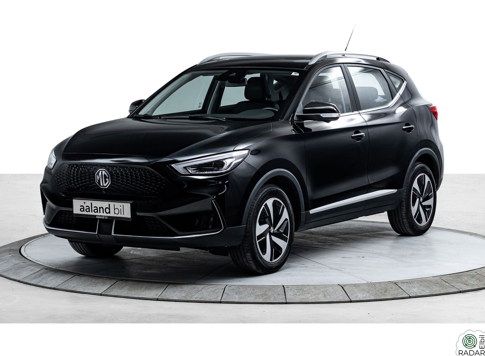 MG ZS EV 1 voksen eier servicer fulgt 440km WLTP rekkevidde