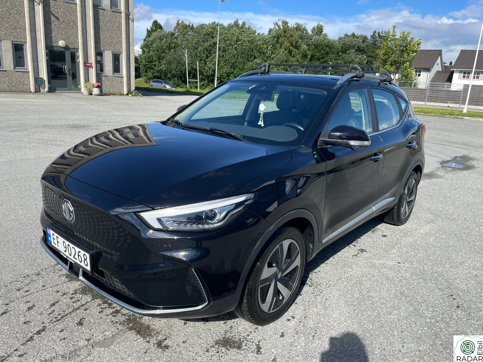MG ZS EV Luxury Long Range