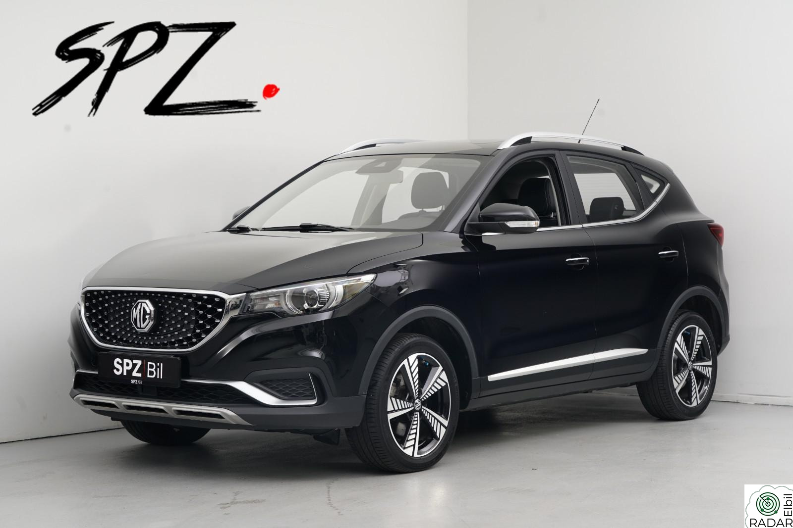 MG ZS EV LUXURY SKINN KAMERA PANO NAVI KEYLESS DAB NORSK GARANTI