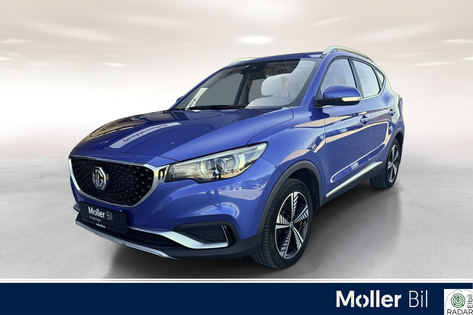 MG ZS EV Luxury, Panorama, Skinn, Ryggekamera