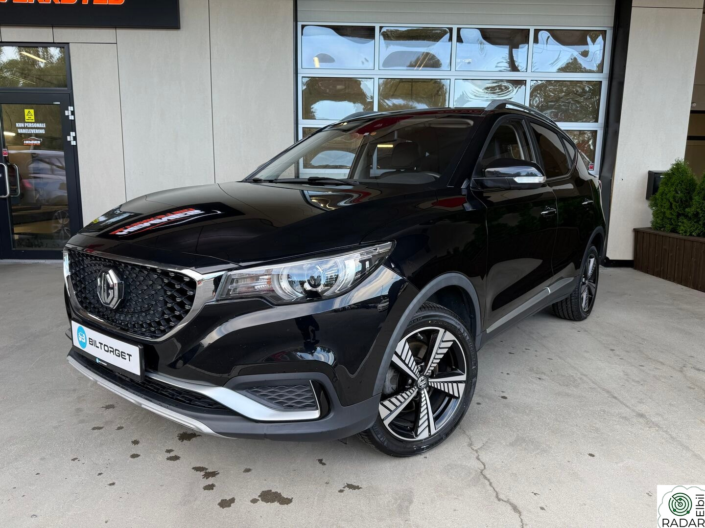 MG ZS EV Luxury/Skinn/Pano/Adap.cruise/R.kamera/Apple Carplay++
