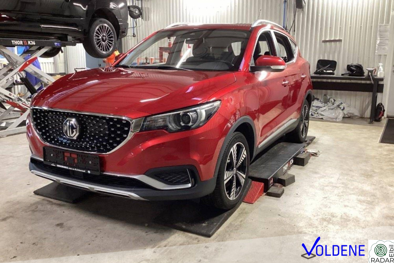 MG ZS EV Luxury Nybilgaranti/Stor Panorama/Luke/Skinn/263 WL