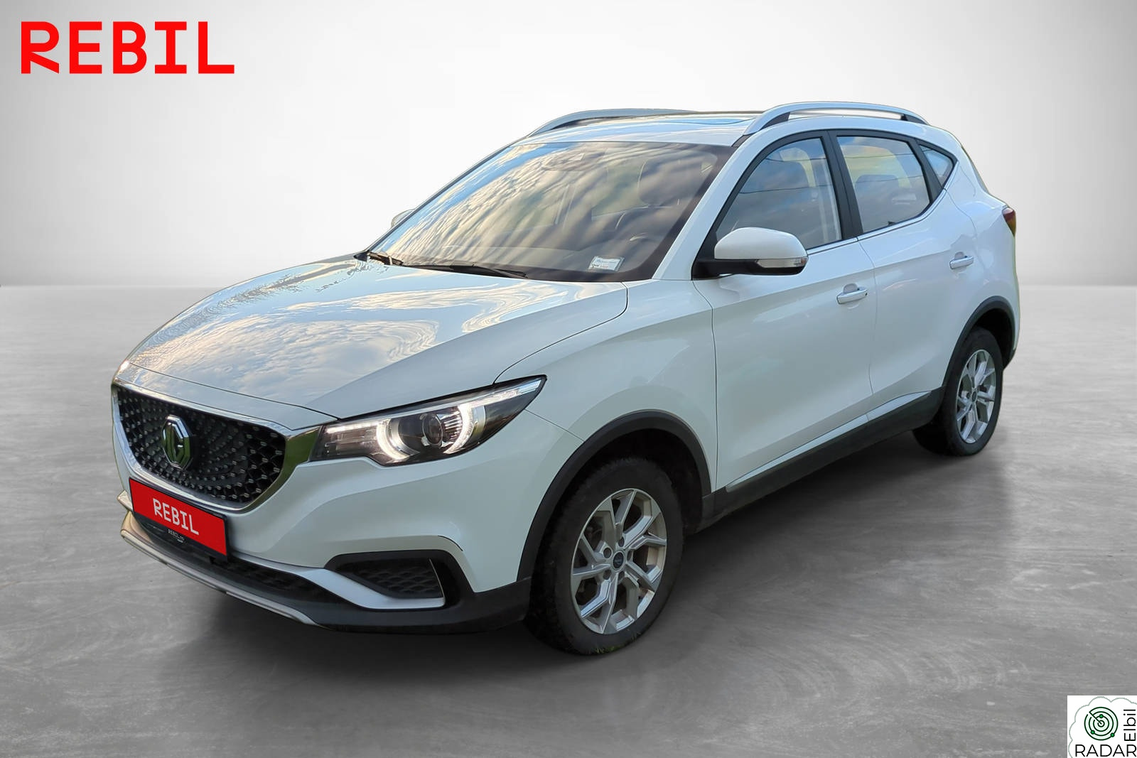 MG ZS EV Luxury/Skinn/Ryggekamera/Pano/Keyless/Panorama