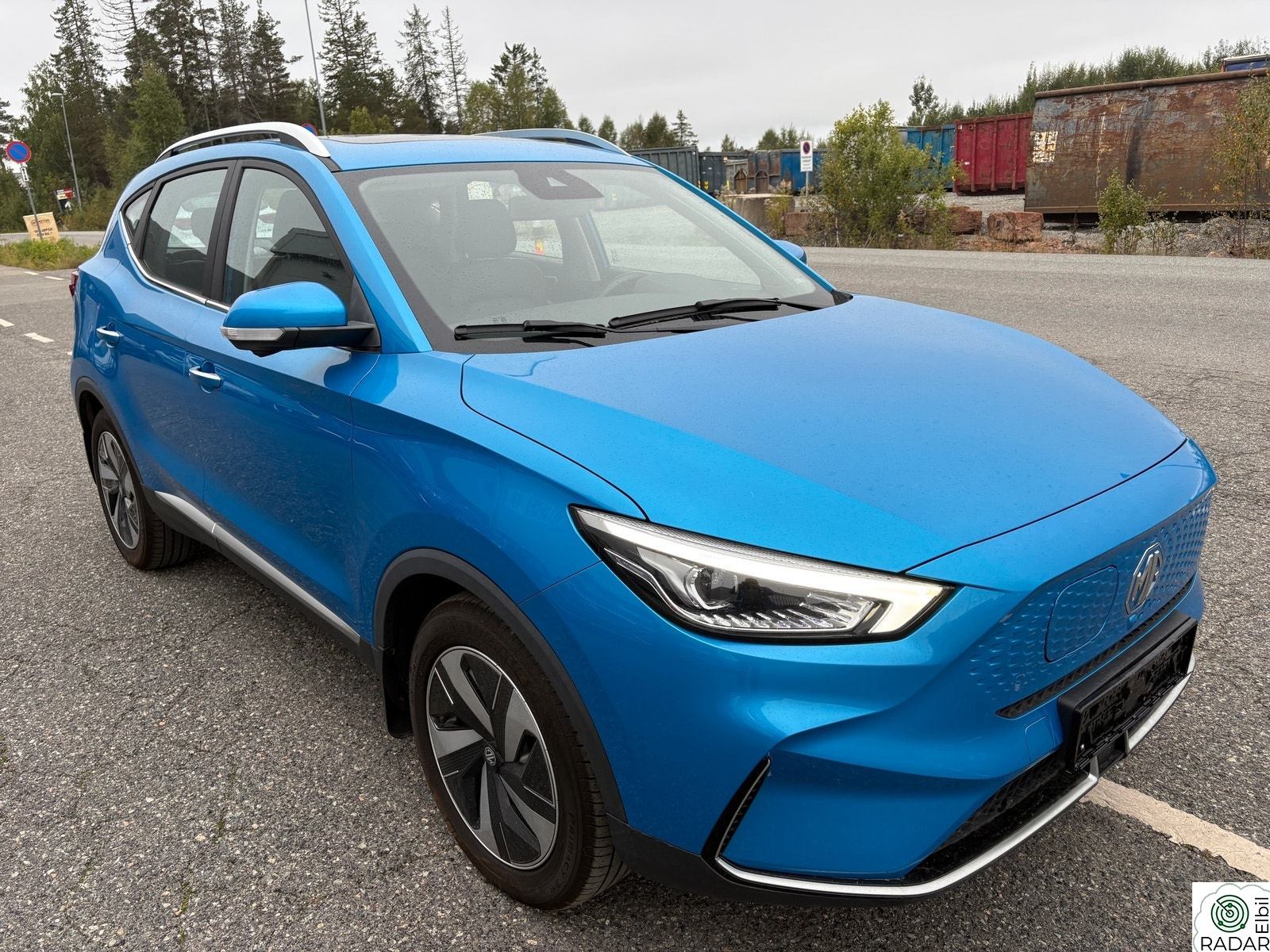 MG ZS EV 70KW 156HK LUXURY KLIMA SKINN PANORAMATAK