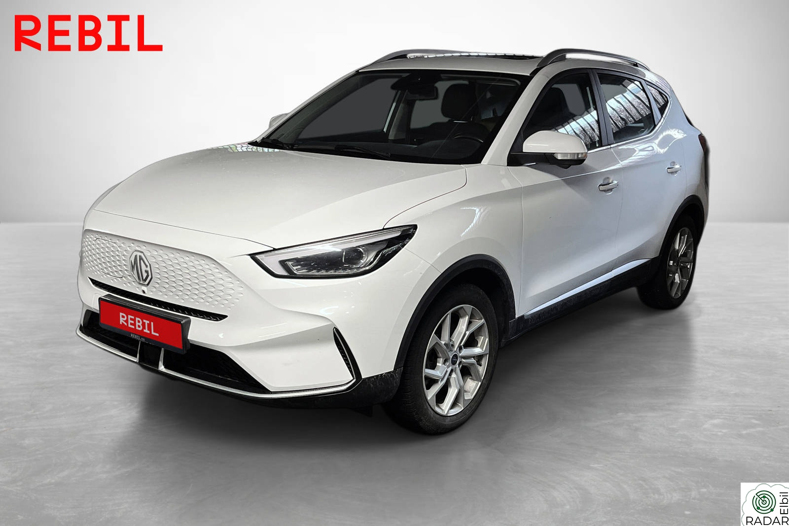 MG ZS EV Luxury/Skinn/360-Kamera/Pano/Krok/ACC