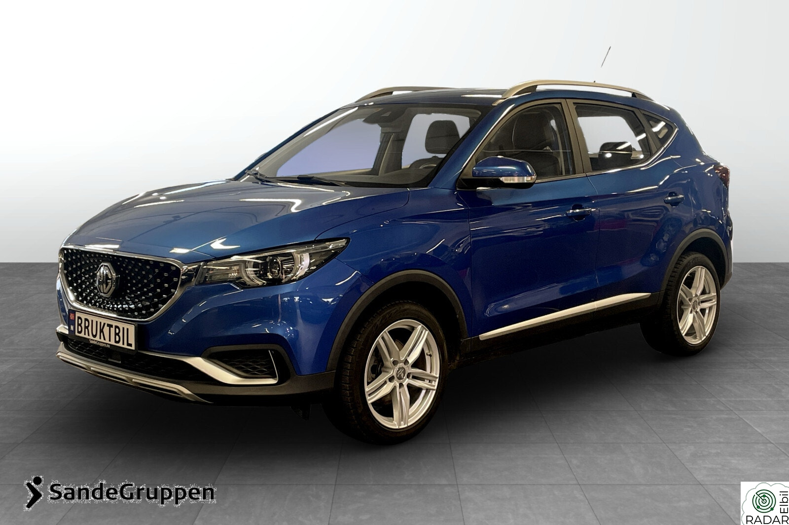 MG ZS EV Luxury NY SERVICE/NORSK/SKINN/ACC/