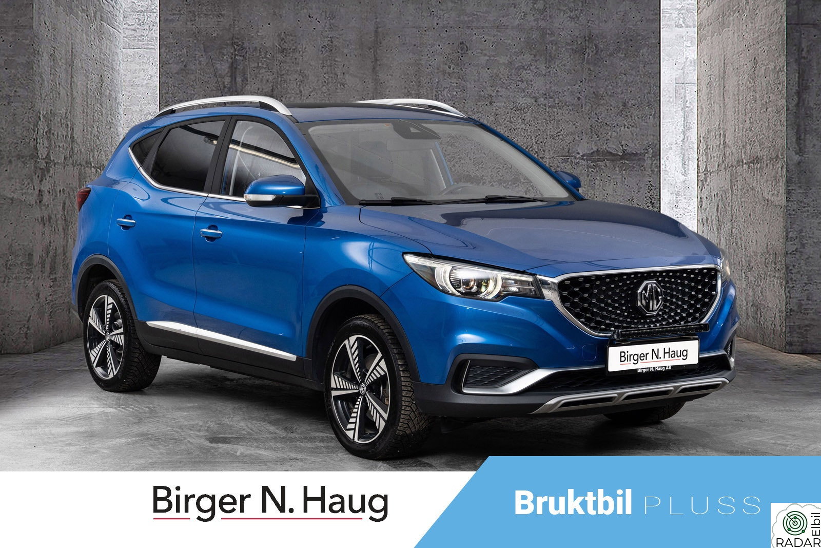MG ZS EV Luxury TOPPMODELL M PANORMA TAK / SKINNSETER / HENT NÅ!