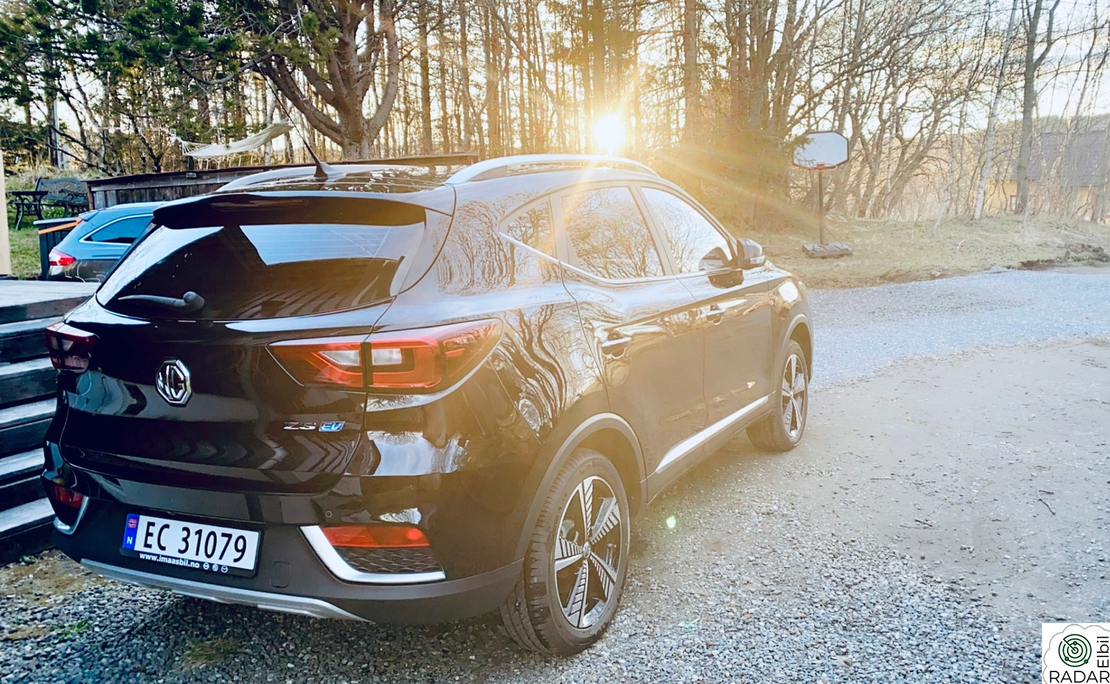 MG ZS EV LUXURY