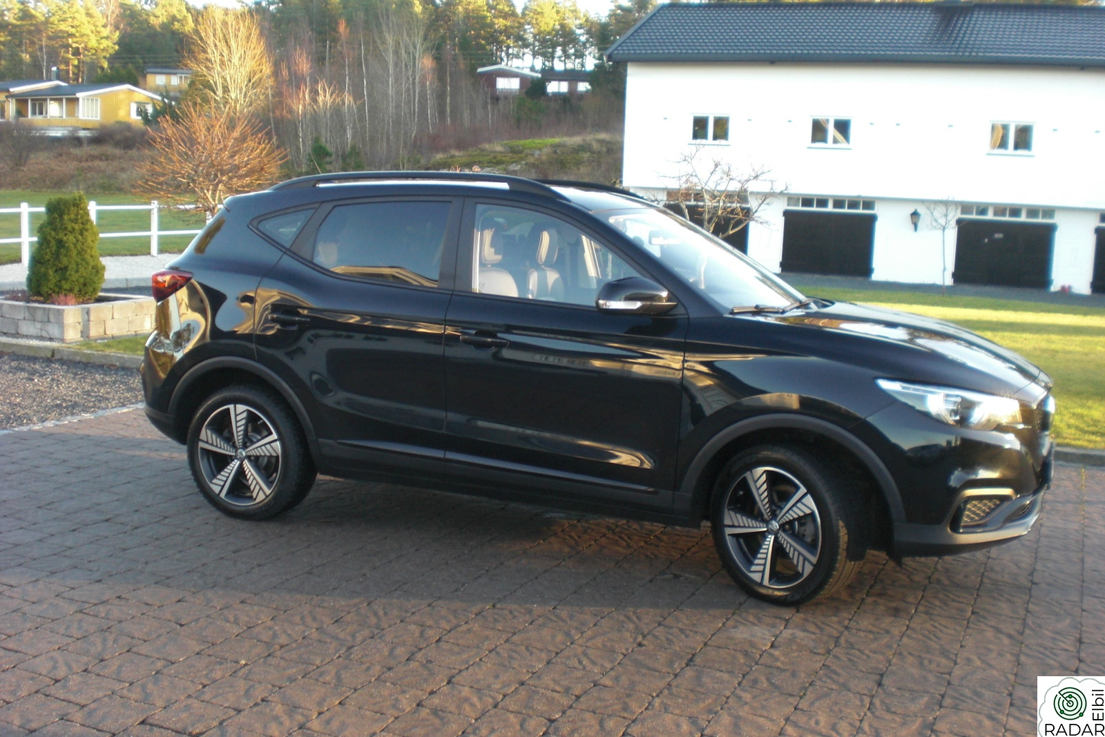 MG ZS EV ÅRETS NISSEPRIS LUXURY SKINN PANOTAK M.PEN 0-KONT 1582
