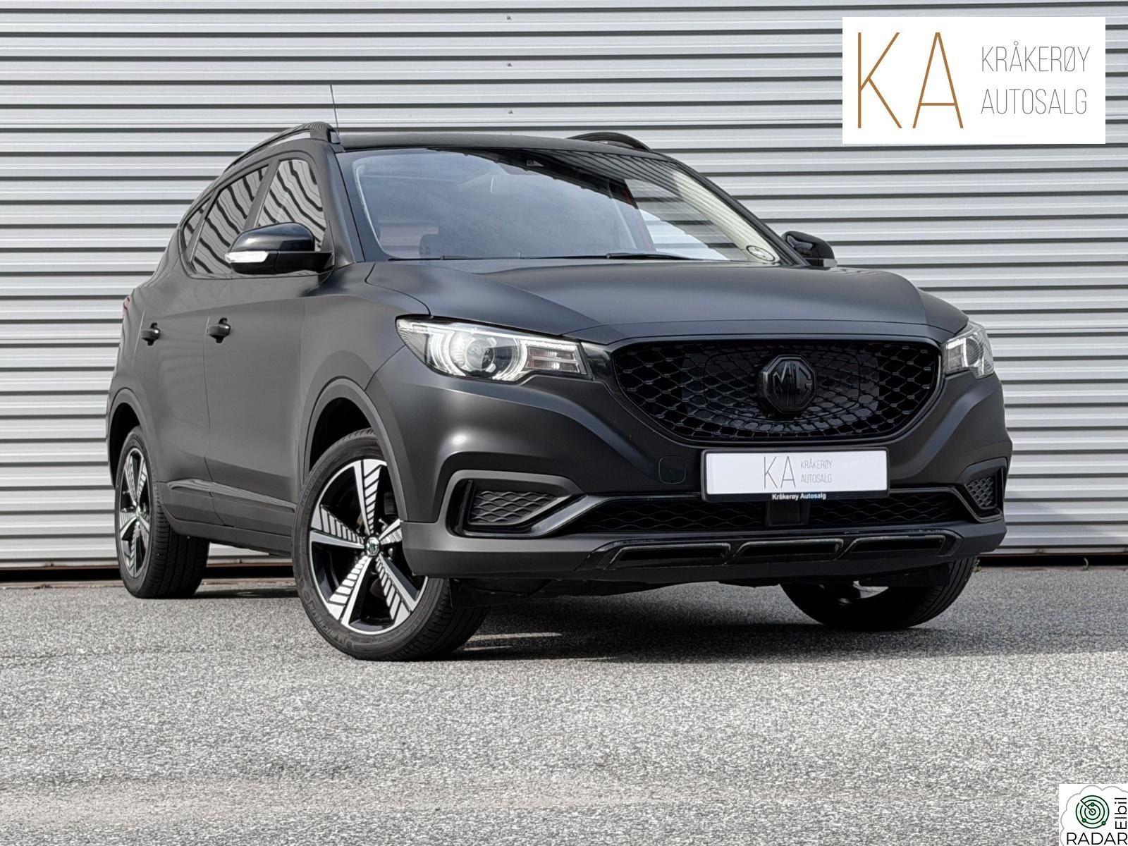 MG ZS EV LUXURY/SKINN/PANORAMA/ADAP.CRUISE/KAMERA/CARPLAY/NAVI