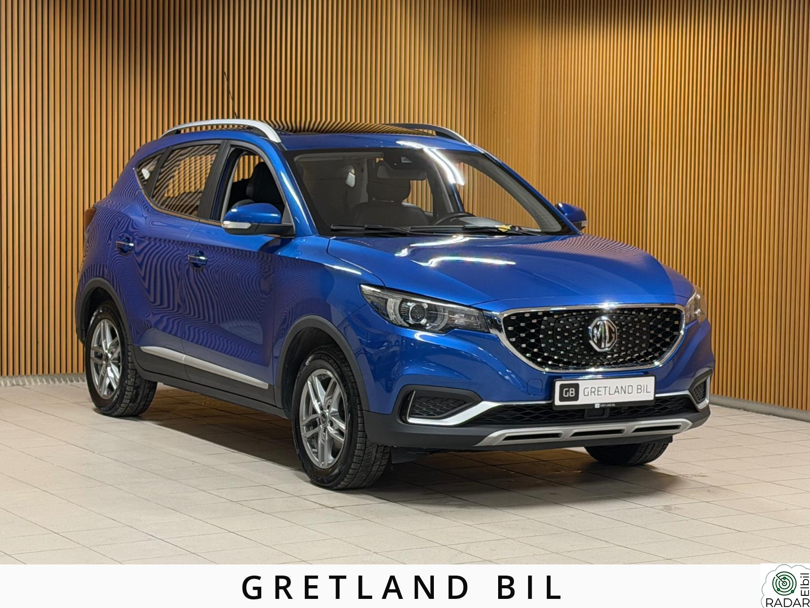 MG ZS EV LUXURY UTGAVE/PANO TAK/ ADP. CRUISE/CARPLAY/SKINN!