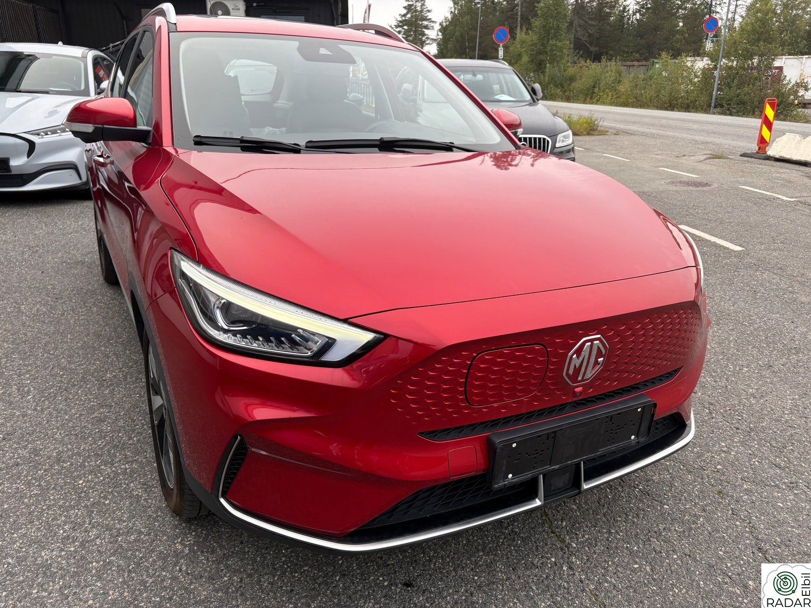 MG ZS EV 70KW 156HK LUXURY KLIMA NAVI PANORAMATAK