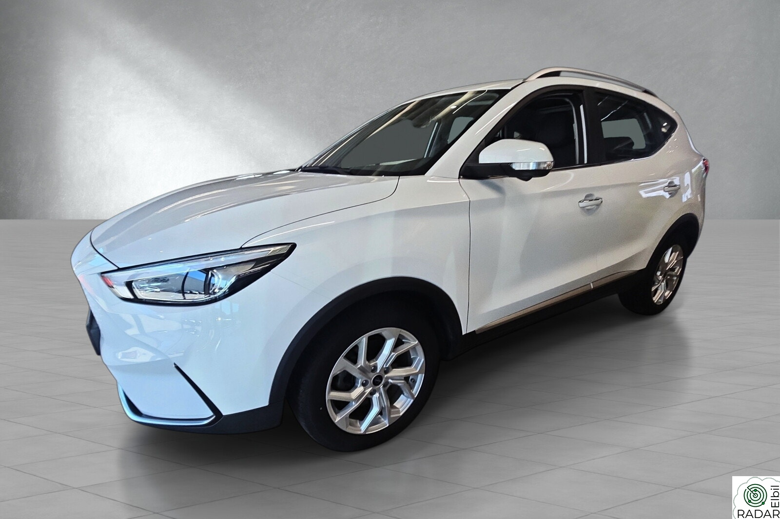 MG ZS EV Luxury Long Range SKINN-GLASSTAK-NAVI-KAMERA-440 KM